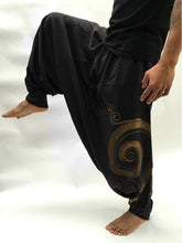 Load image into Gallery viewer, Vintage Men Pants Harem Elastic Casual Baggy Yoga Harem Pants Hip-hop Men Gypsy Cotton Linen Wide-legged Loose Pants Drawstring
